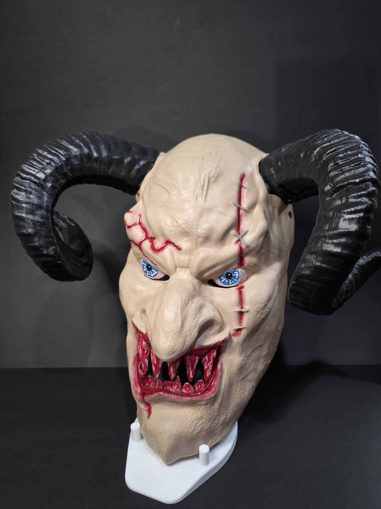 Mascara de Krampus