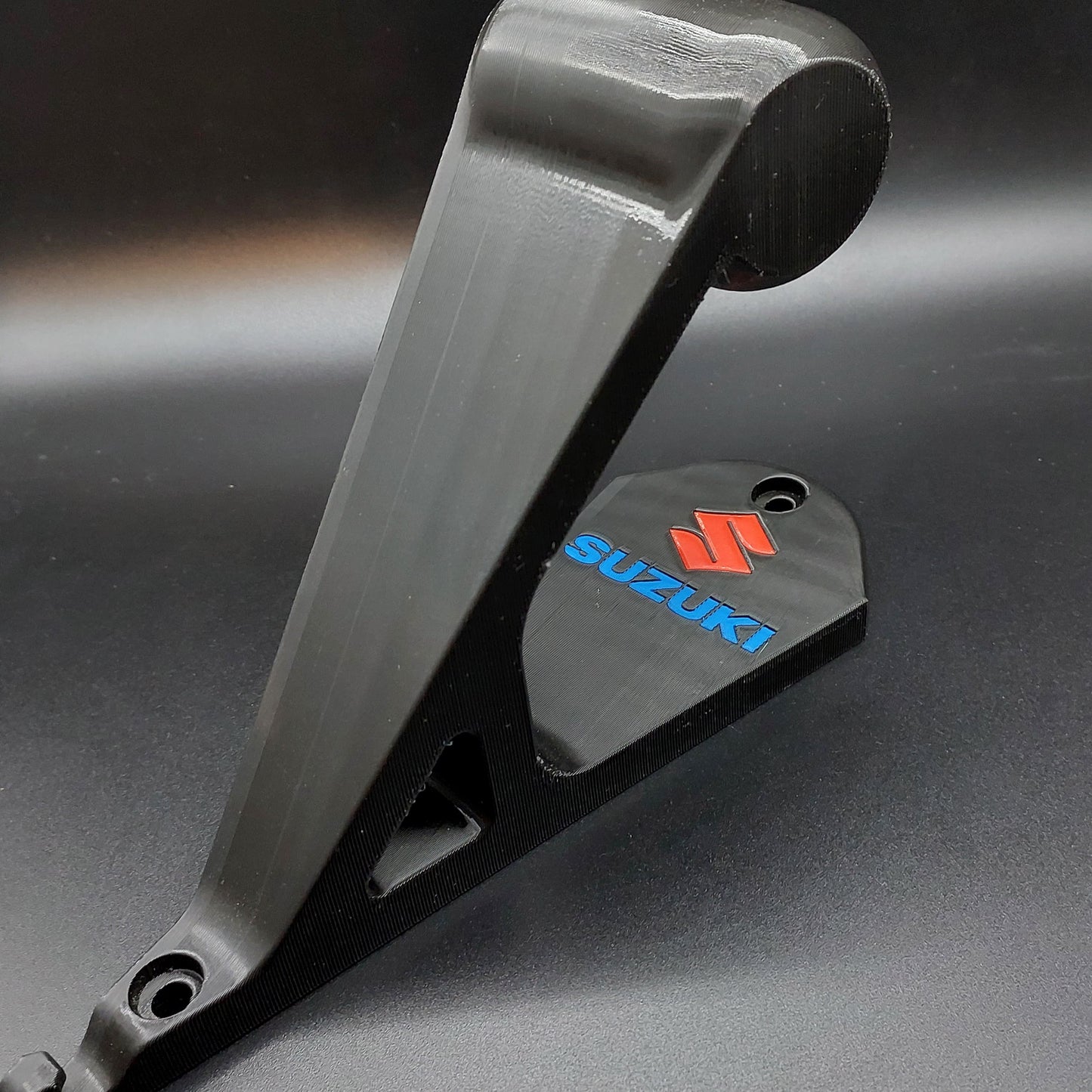 Suporte Capacete Suzuki