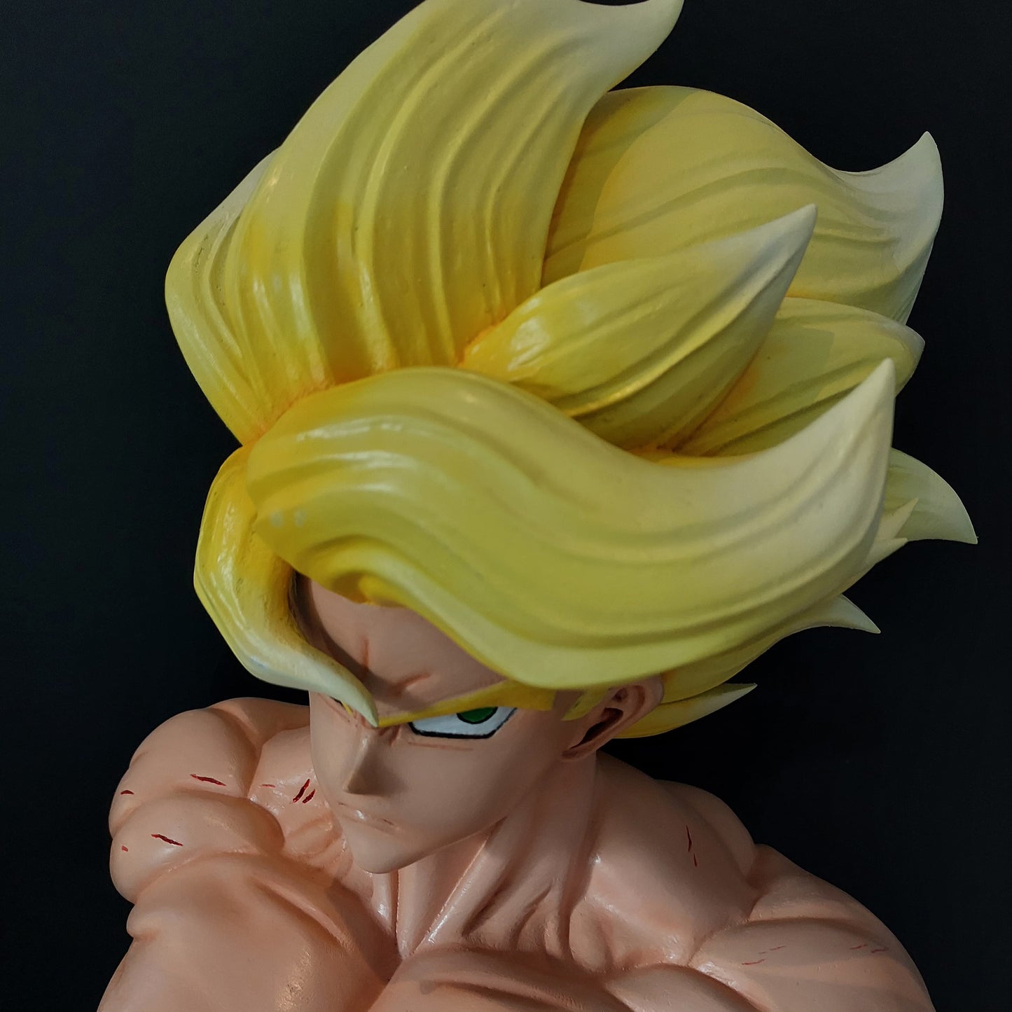 Busto Goku
