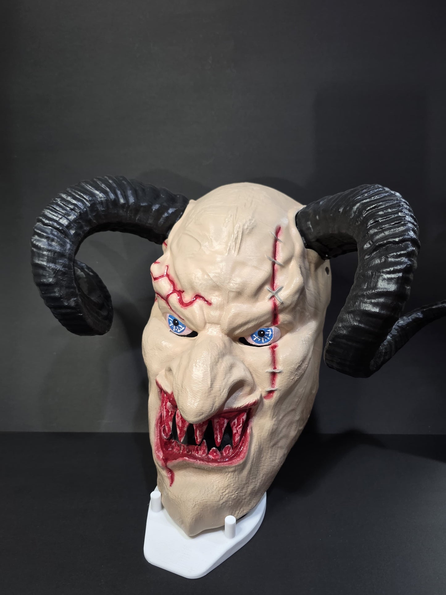 Mascara de Krampus