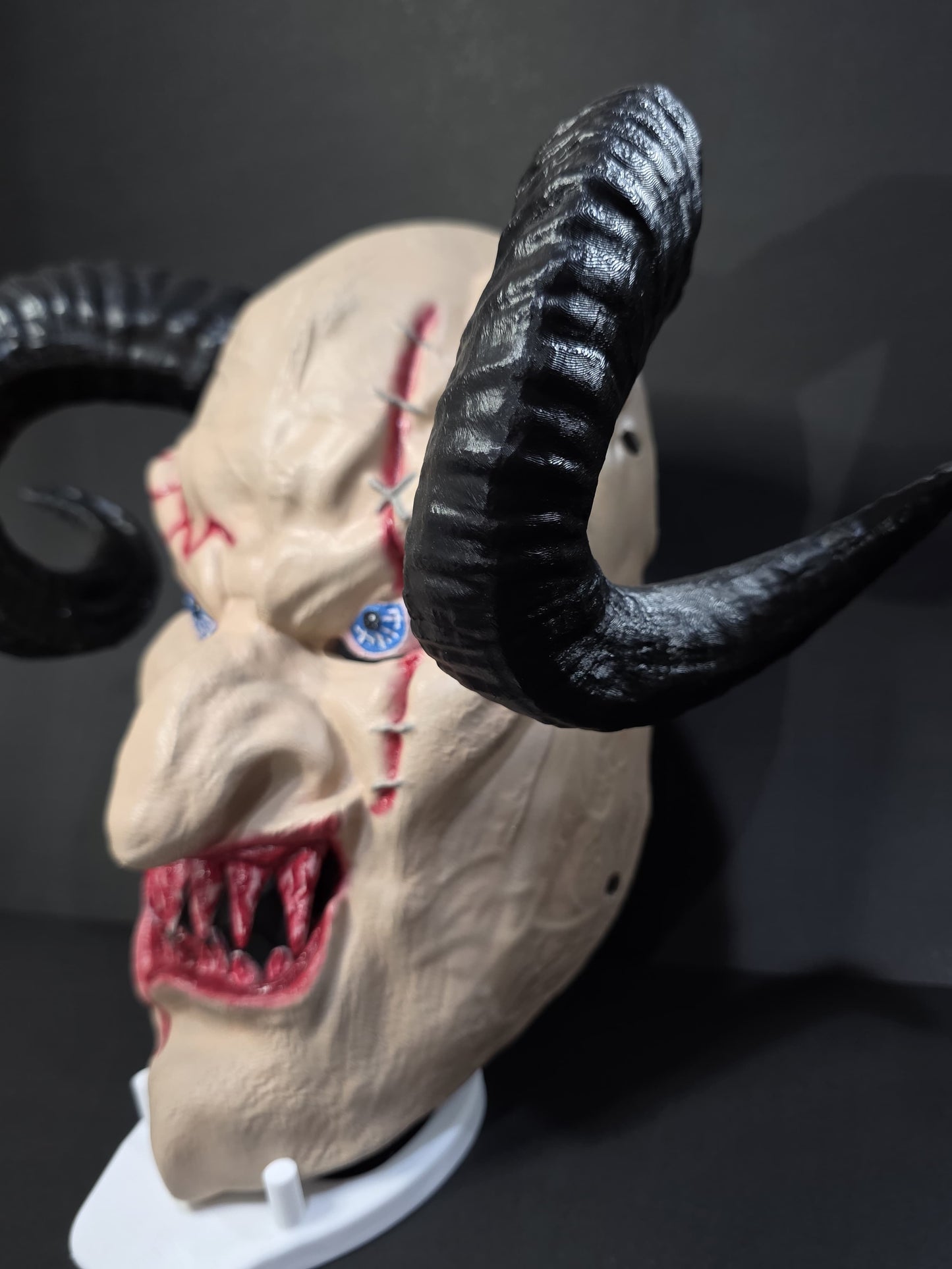 Mascara de Krampus