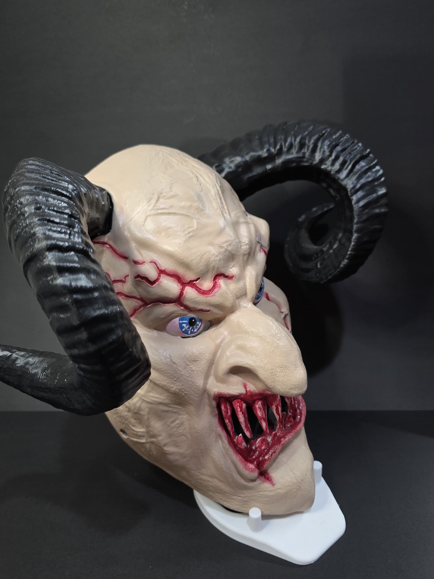 Mascara de Krampus